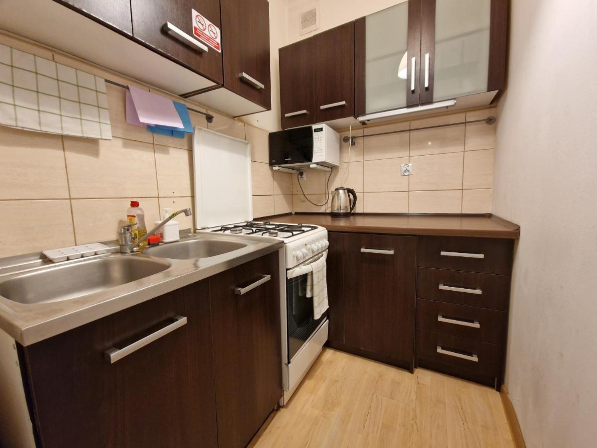 R Mieszkanie Cale Albo Pokoj Bllisko Wszystko Apartamento Gdańsk Exterior foto