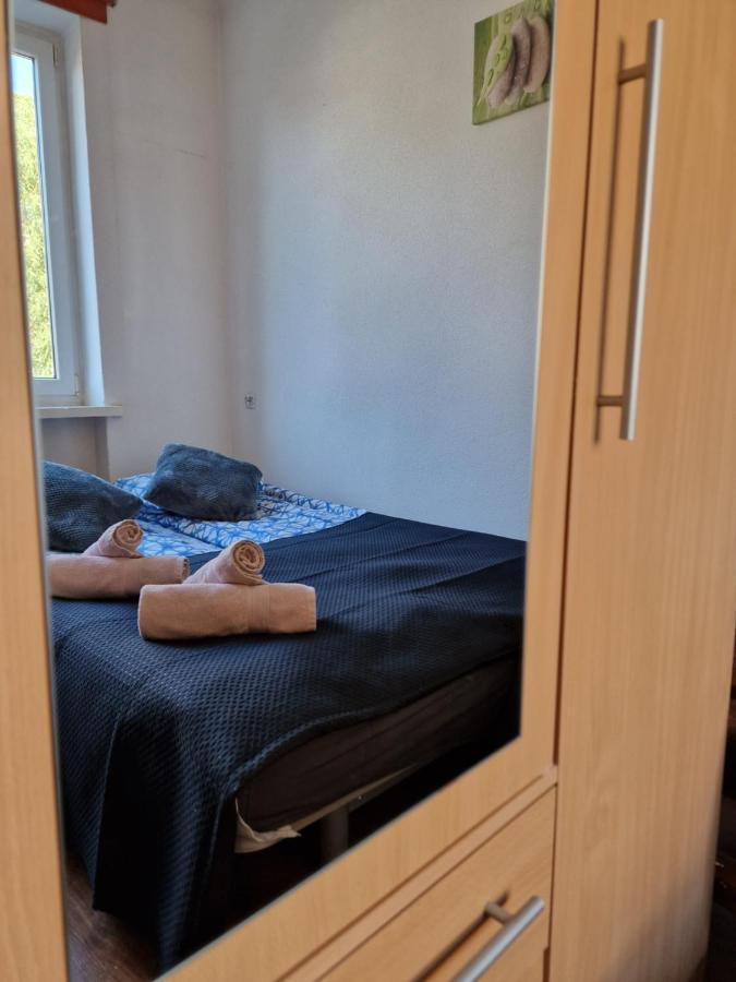 R Mieszkanie Cale Albo Pokoj Bllisko Wszystko Apartamento Gdańsk Exterior foto