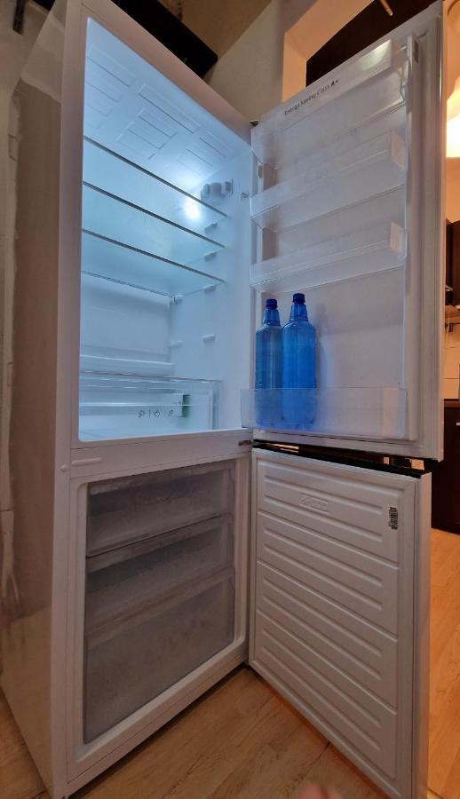 R Mieszkanie Cale Albo Pokoj Bllisko Wszystko Apartamento Gdańsk Exterior foto