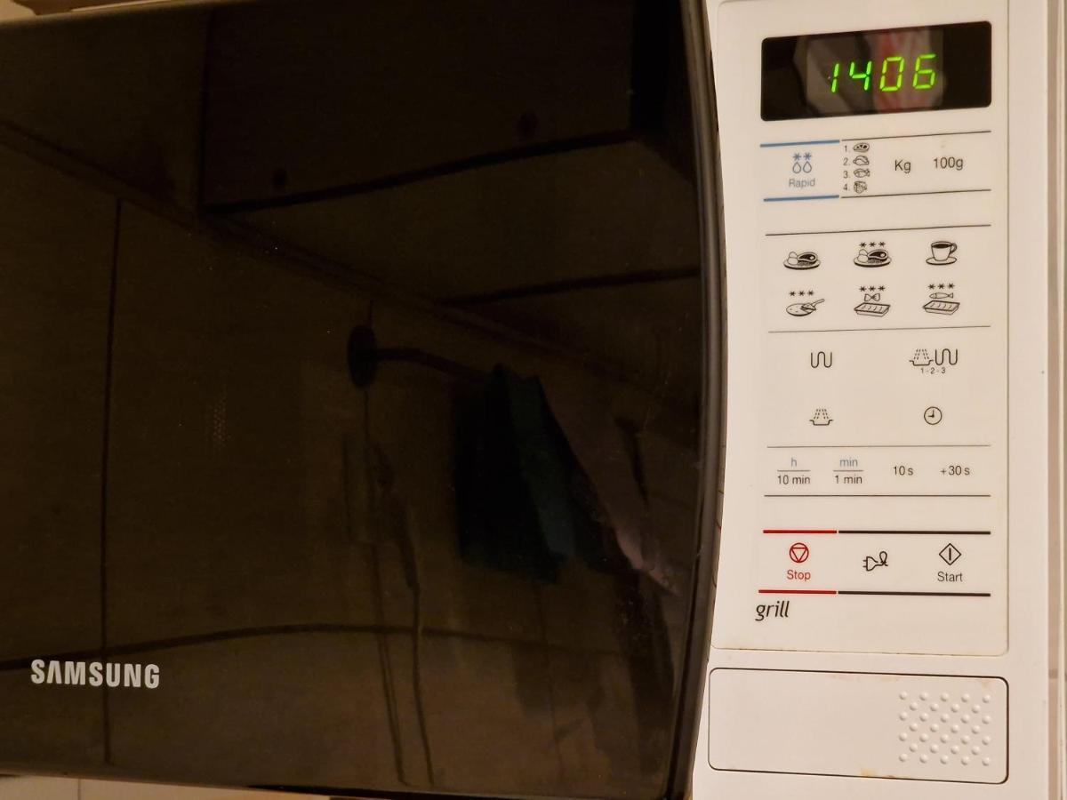R Mieszkanie Cale Albo Pokoj Bllisko Wszystko Apartamento Gdańsk Exterior foto